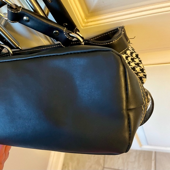 EUC Chaps Abbey Houndstooth black shopper bag. - Picture 8 of 13